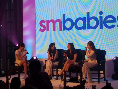 Here, Issa interviewing the beautiful moms and also SM Babies Ambassador, Amanda Griffin-Jacob, Lexi Schulze- Testa, and Andi Eigenmann - Photo from SM Babies
